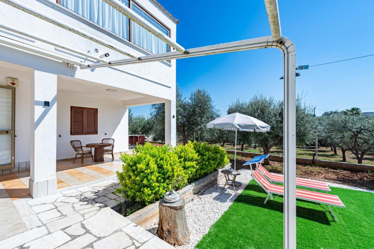 Villa Amorina Ostuni Buitenkant foto
